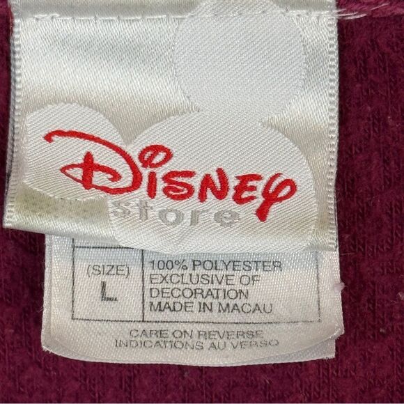 Vintage Disney Store Pooh Embroidered Bear of Distinction Sweatshirt L - Picture 3 of 8